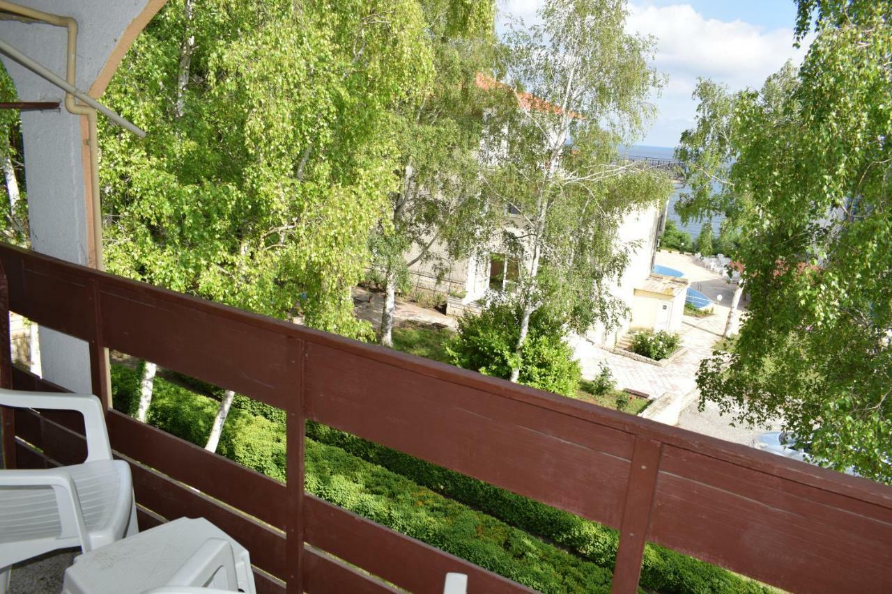 Ahilea Hotel - Free Pool Access بالشيك المظهر الخارجي الصورة